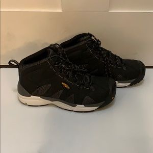 Brand new Keen San Antonio Mid Aluminum Toe Shoes